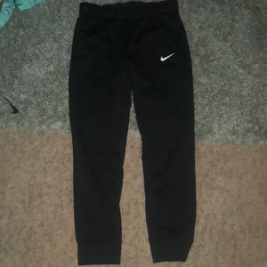 black nike sweatpants